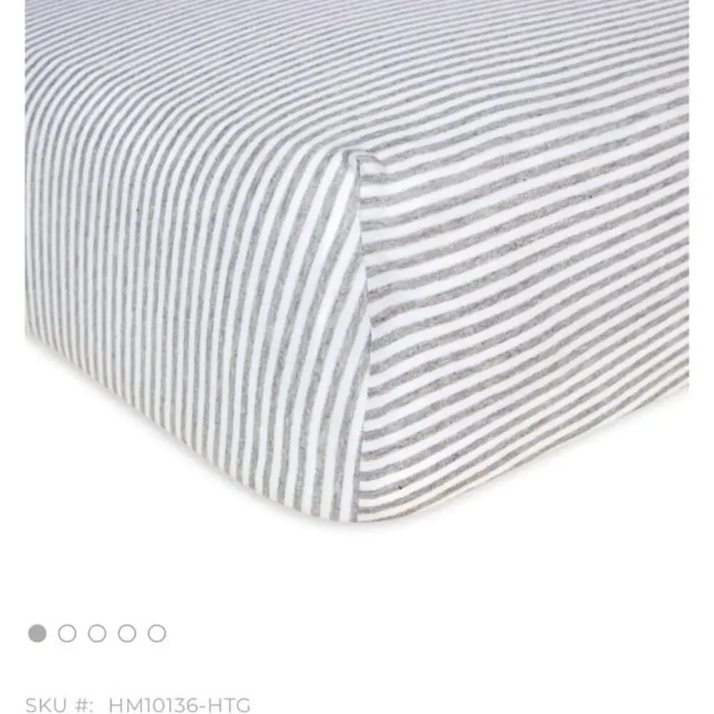 Burt’s bees fitted crib sheets